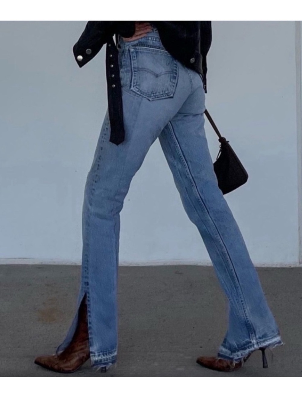 EB Denim Vintage Unraveled High Rise Split Raw Hem Med Wash Distressed Jeans 25